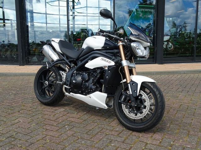 triumph - speed-triple-1050