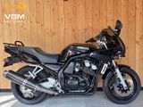 YAMAHA FZS 600 FAZER