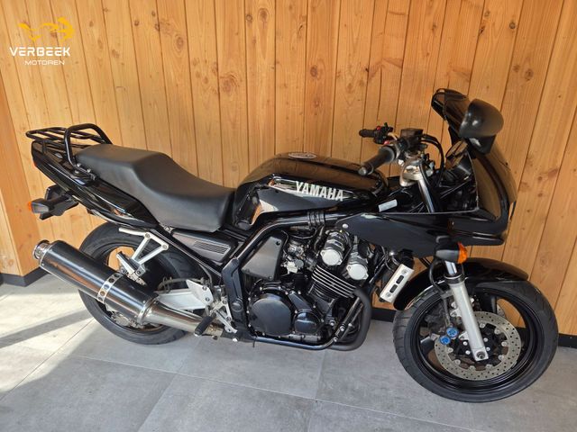 yamaha - fzs-600-fazer