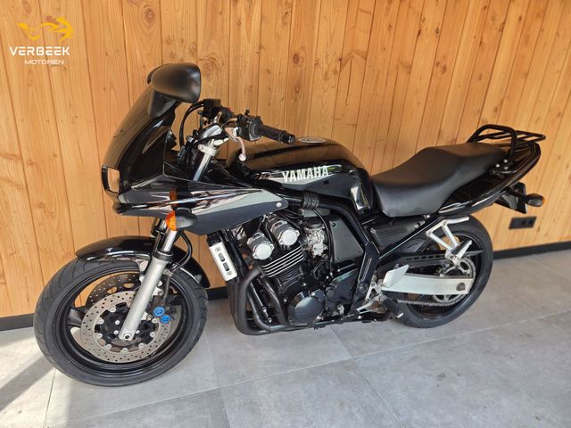 yamaha - fzs-600-fazer