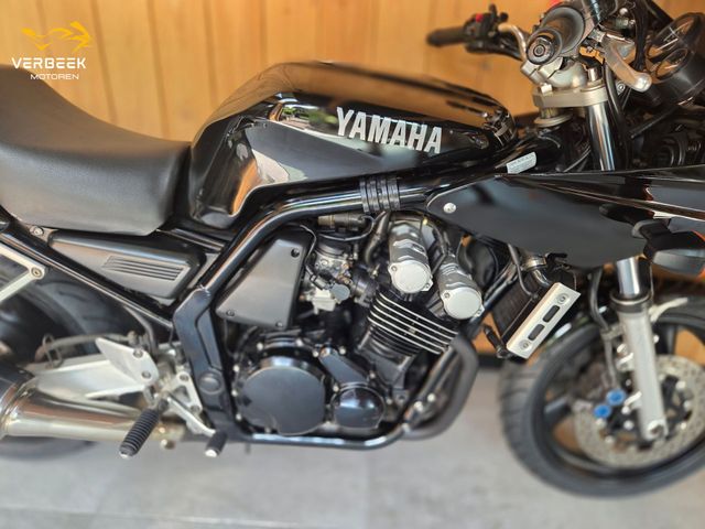 yamaha - fzs-600-fazer