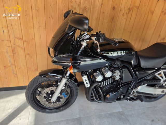 yamaha - fzs-600-fazer
