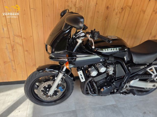 yamaha - fzs-600-fazer