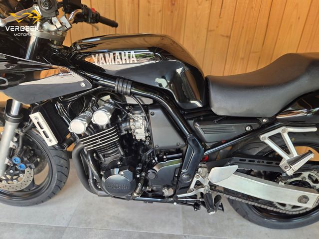 yamaha - fzs-600-fazer