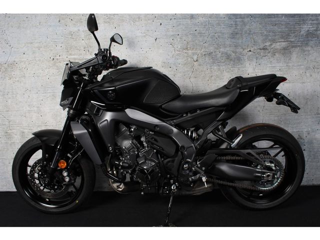 yamaha - mt-09-y-amt