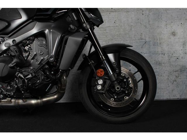 yamaha - mt-09-y-amt