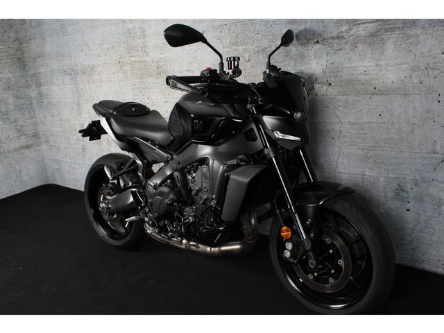 yamaha - mt-09-y-amt
