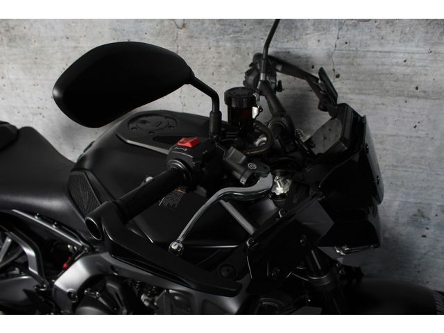 yamaha - mt-09-y-amt