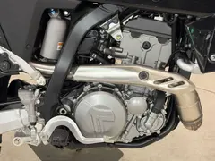 Suzuki DR-Z4S 2026 nieuw – foto 11 van 13