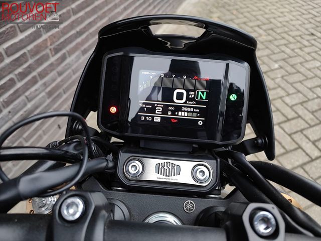 yamaha - xsr-900-abs