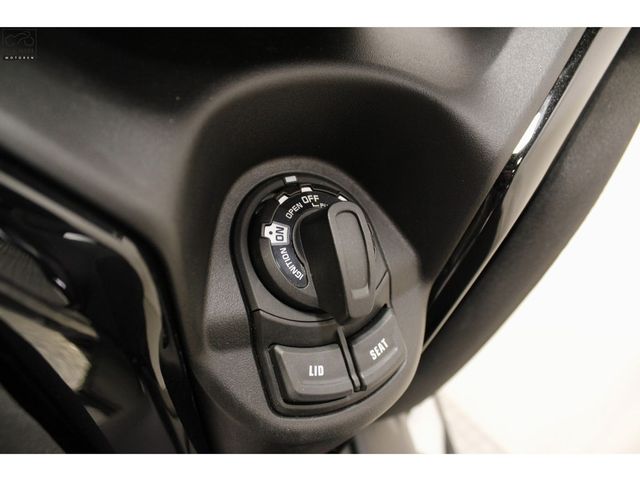 yamaha - x-max-300-tech-max