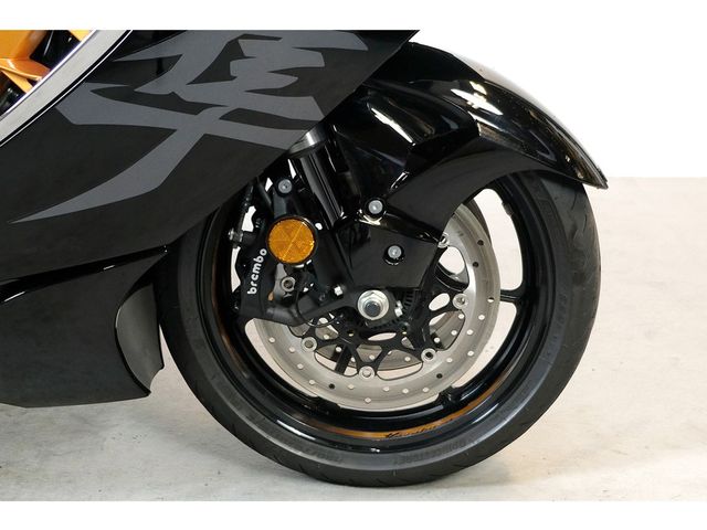 suzuki - gsx-r-1300-hayabusa