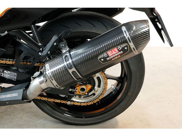 suzuki - gsx-r-1300-hayabusa