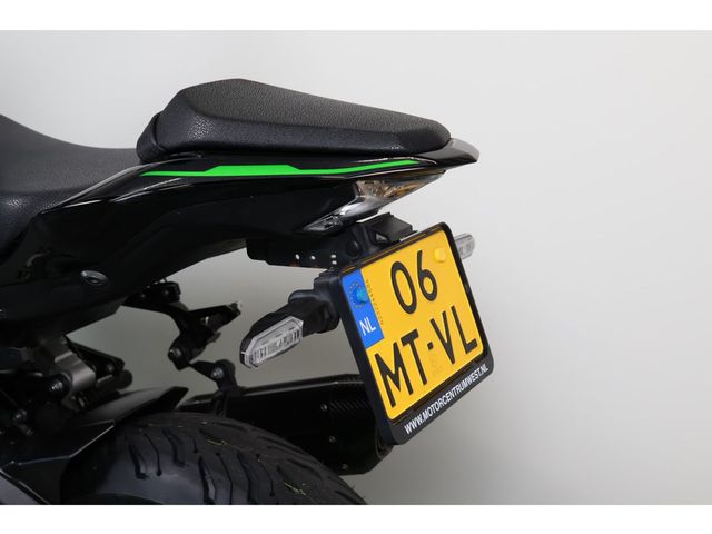 kawasaki - z900