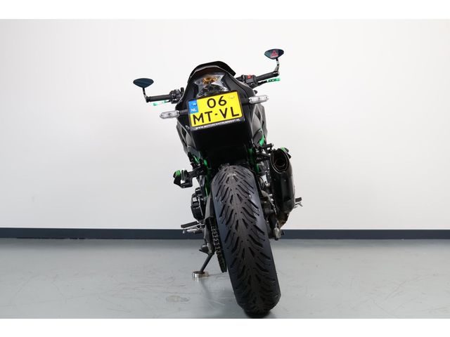 kawasaki - z900