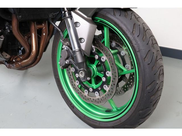 kawasaki - z900
