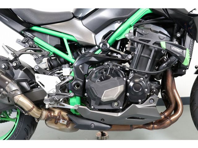 kawasaki - z900