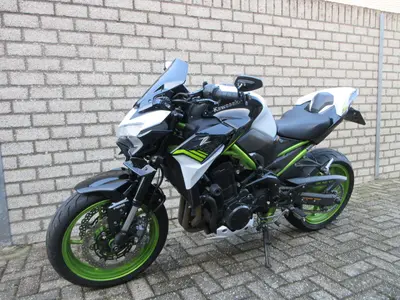 KAWASAKI Z900 – foto 3