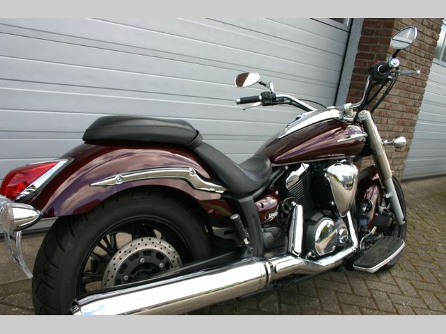 yamaha - xvs-950-a-midnight-star