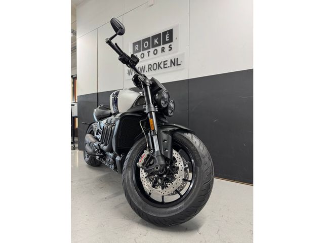 triumph - rocket-3-r-evel-knievel-limited-edition