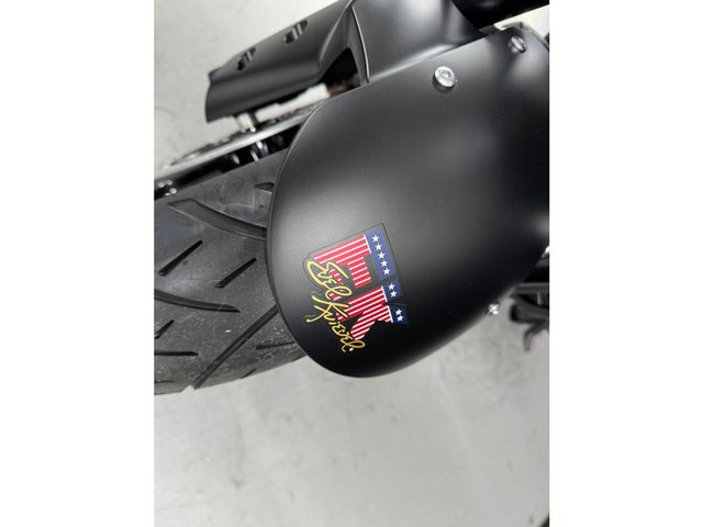 triumph - rocket-3-r-evel-knievel-limited-edition