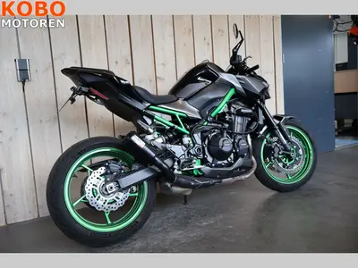KAWASAKI Z900 – foto 4