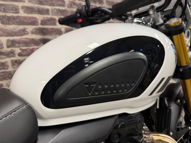 triumph - scrambler-400-xc