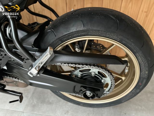 yamaha - xsr-700-abs