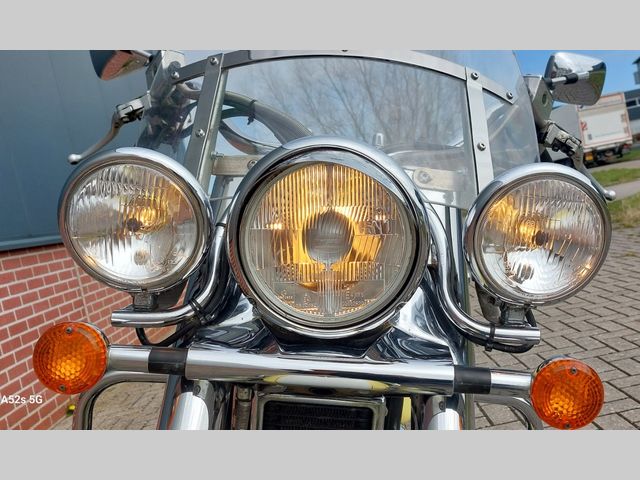 suzuki - vl-1500-lc-intruder