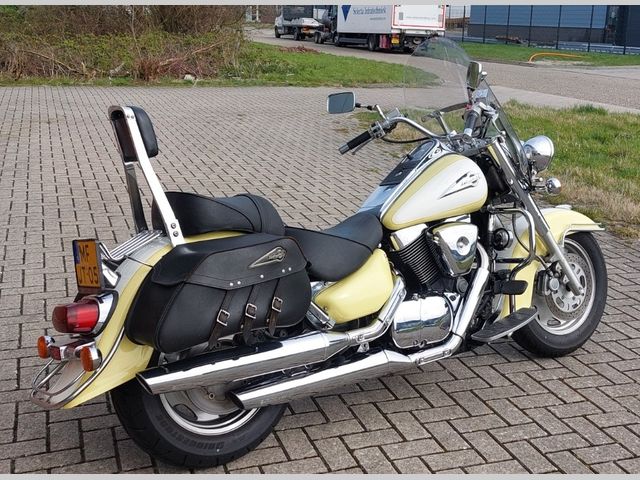 suzuki - vl-1500-lc-intruder