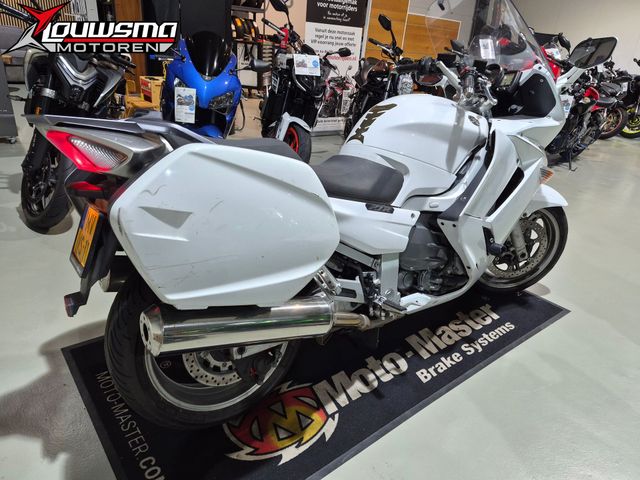 yamaha - fjr-1300