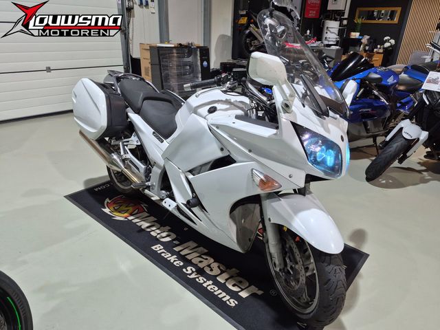 yamaha - fjr-1300