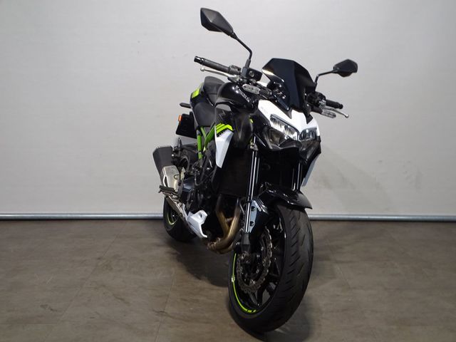 kawasaki - z900