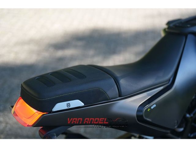 husqvarna - svartpilen-125