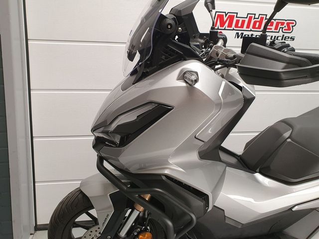 honda - adv-350