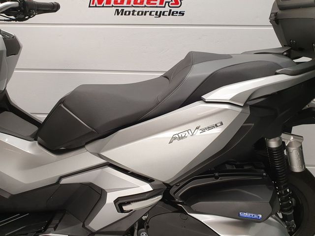 honda - adv-350