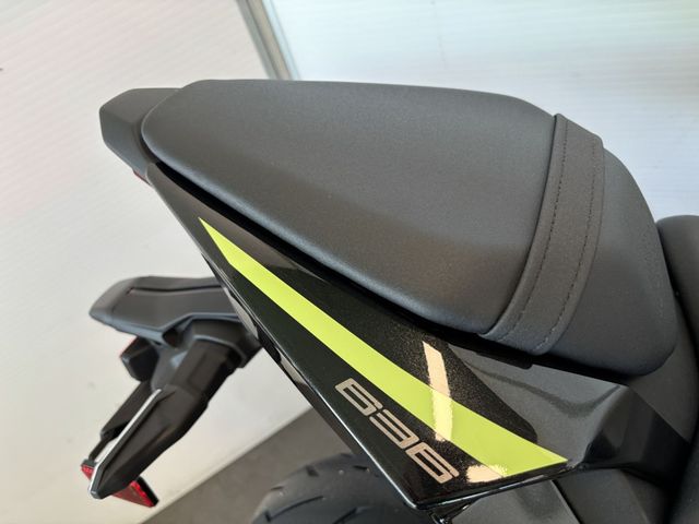 kawasaki - ninja-zx-6r