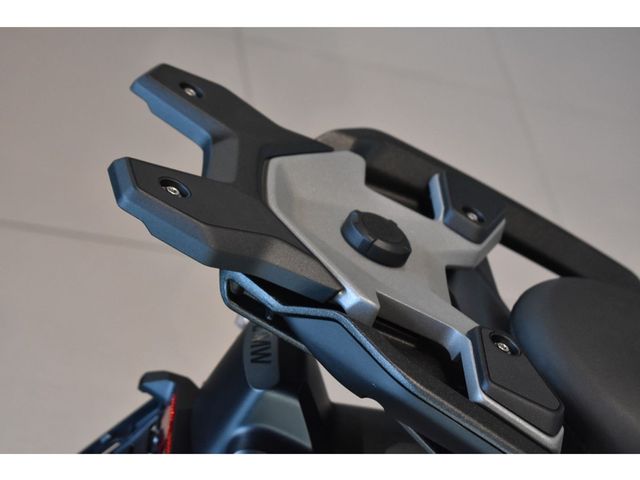 bmw - r-1300-gs-triple-black