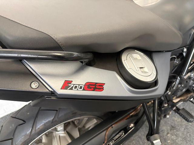 bmw - f-700-gs
