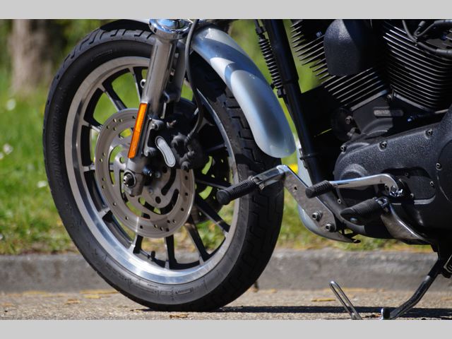 harley-davidson - super-glide-fxd-dyna