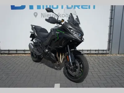 KAWASAKI VERSYS 1100 – foto 2