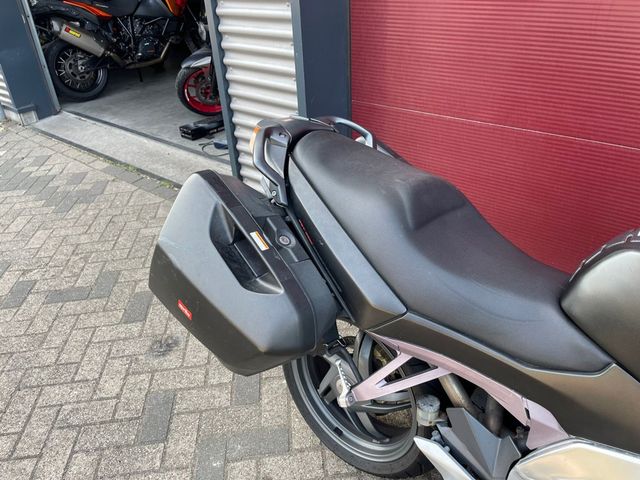 aprilia - rst-mille-futura