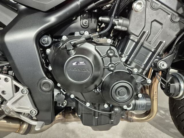 honda - cb-1000-hornet