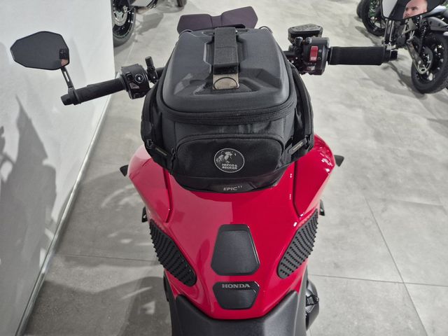 honda - cb-1000-hornet