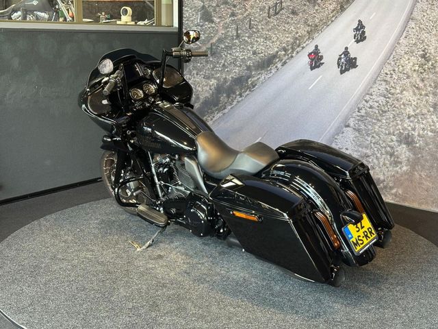 harley-davidson - road-glide-st