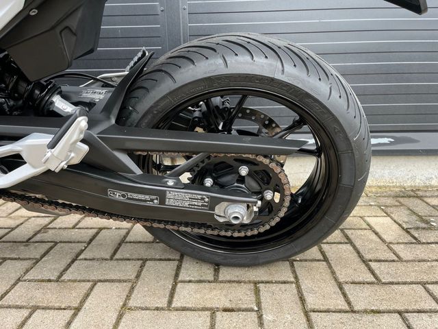 bmw - f-900-r