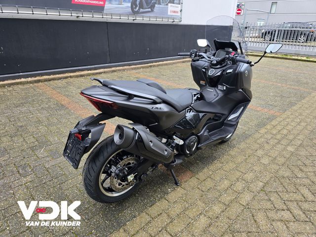 yamaha - tmax-tech-max