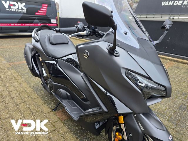 yamaha - tmax-tech-max-560