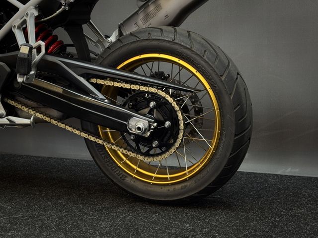 bmw - f-900-gs