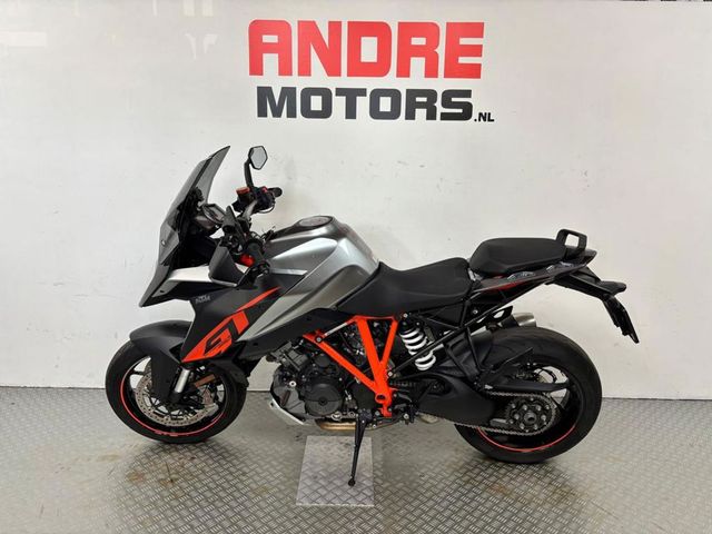 ktm - 1290-super-duke-gt